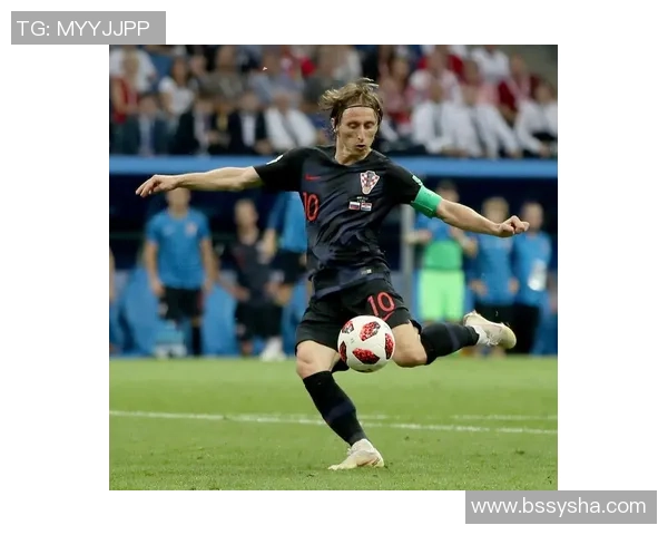 克罗地亚11号足球明星的辉煌历程与未来展望 克罗地亚11号足球明星的辉煌历程与未来展望