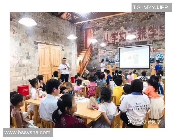 李秀英的网球人生：从热爱到职业的深度对话与心路历程