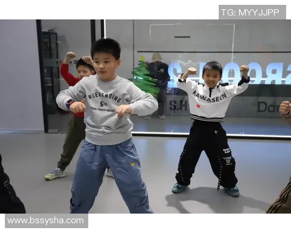 北京街舞队荣登全国街舞状态排行榜第二名展现实力与魅力