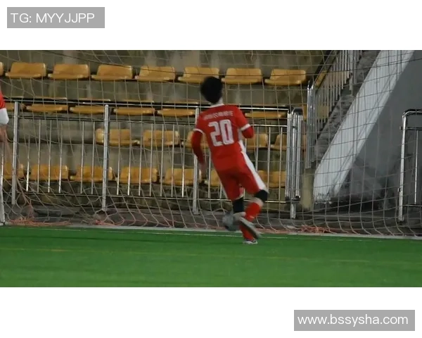 射速足球的魅力与技巧探讨如何提升你的射门精准度与速度